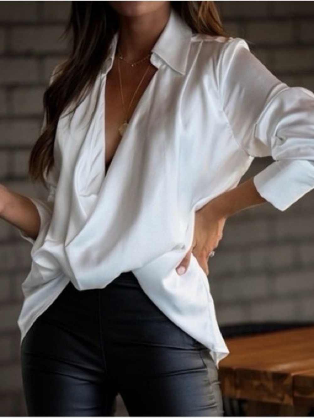 NWT Vici Olia Problem Solved Satin Collared Draped Blouse White Size Small